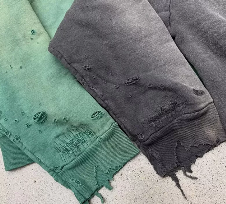 Latest company case about How to Choose a Custom Vintage Hoodie Manufacturer: Top 5 Suppliers in China